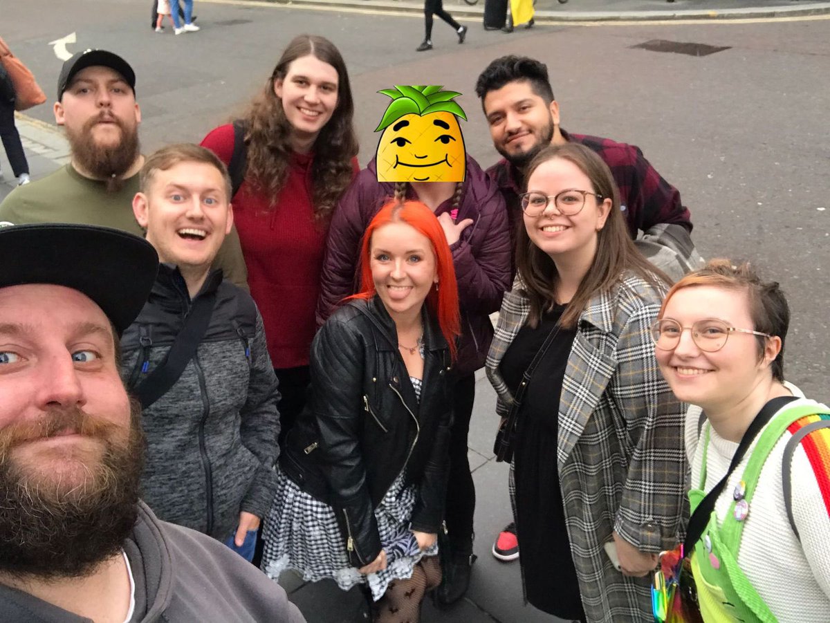 SavaCheN_'s tweet photo. Been on vacation for the last 2 weeks spending some time in Scotland and hanging with amazing friends🏴󠁧󠁢󠁳󠁣󠁴󠁿♥️ https://t.co/NMWfWT9kGJ