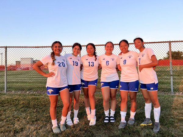 LadyHDsoccer's tweet photo. Come out tonight and cheer these ladies on during their senior night game vs @nmhssoccergirls game starts at 5:30 @hotdogsports @HotDog_Guidance @HotDogNetwork https://t.co/YWgDjTP6CY