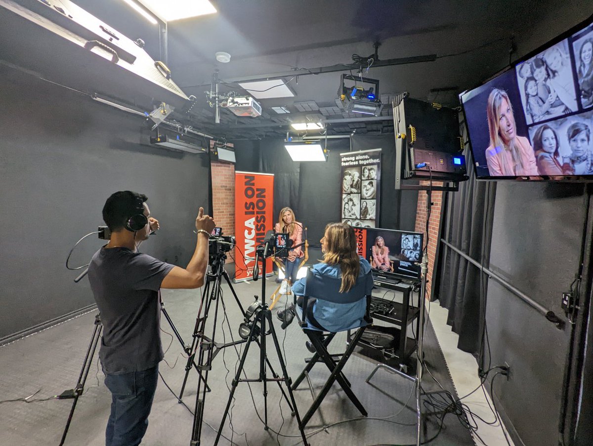 StudioFuzed's tweet image. Video segments for @ywcasa
.
.
.
#studiofuzed #ywca #sonyalpha #fluotec #filmsanantonio #lightandgrip #safilm #productionstudio #texasstudio #greenscreen #livestream