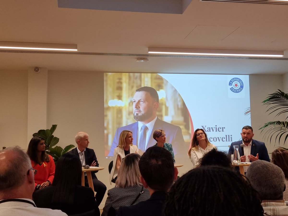 Ch_Hennion's tweet image. Retrouvaille des élus progressistes franciliens:
👉Échange avec nos ministres sur l&apos;action du gouvernement pour limiter l&apos;inflation et protéger les français 
👉Importance des élus locaux pour mettre en place la transition énergétique 
L&apos;avenir de la 🇫🇷 se construit au quotidien