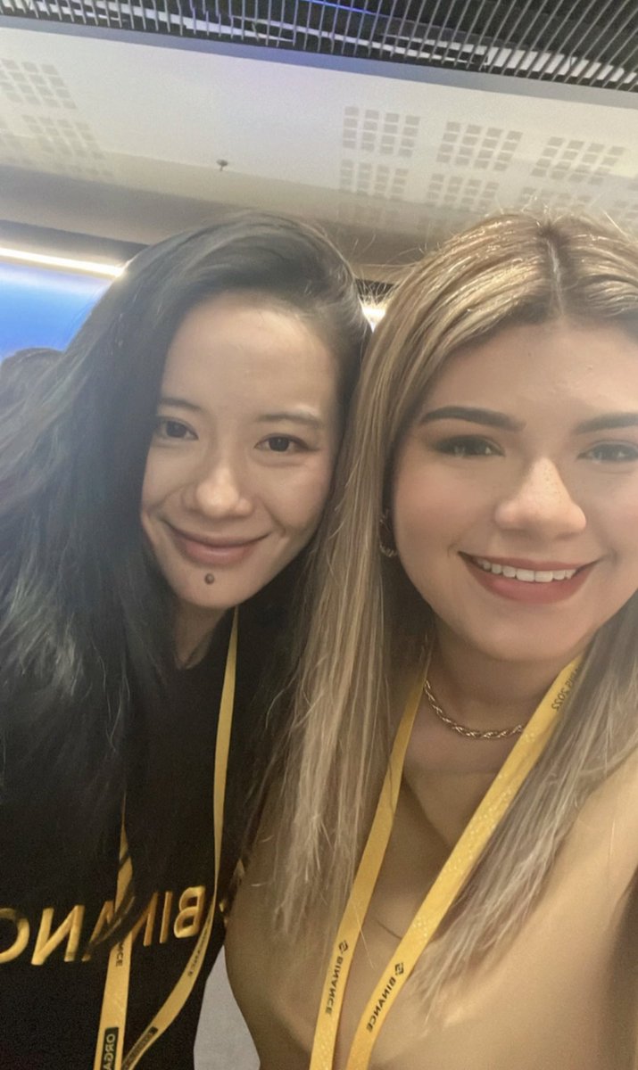 Mariangel tweet media