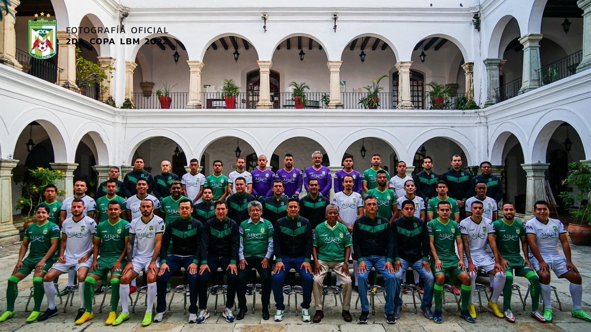 📸| Nuestra fotografía oficial 
🏆| 2º Torneo de Copa
👕| Nueva Indumentaria
🏛| Palacio Municipal de Oaxaca de Juárez 

#SomosChapus💚 <a href="/MunicipioOaxaca/">Municipio de Oaxaca de Juárez</a>