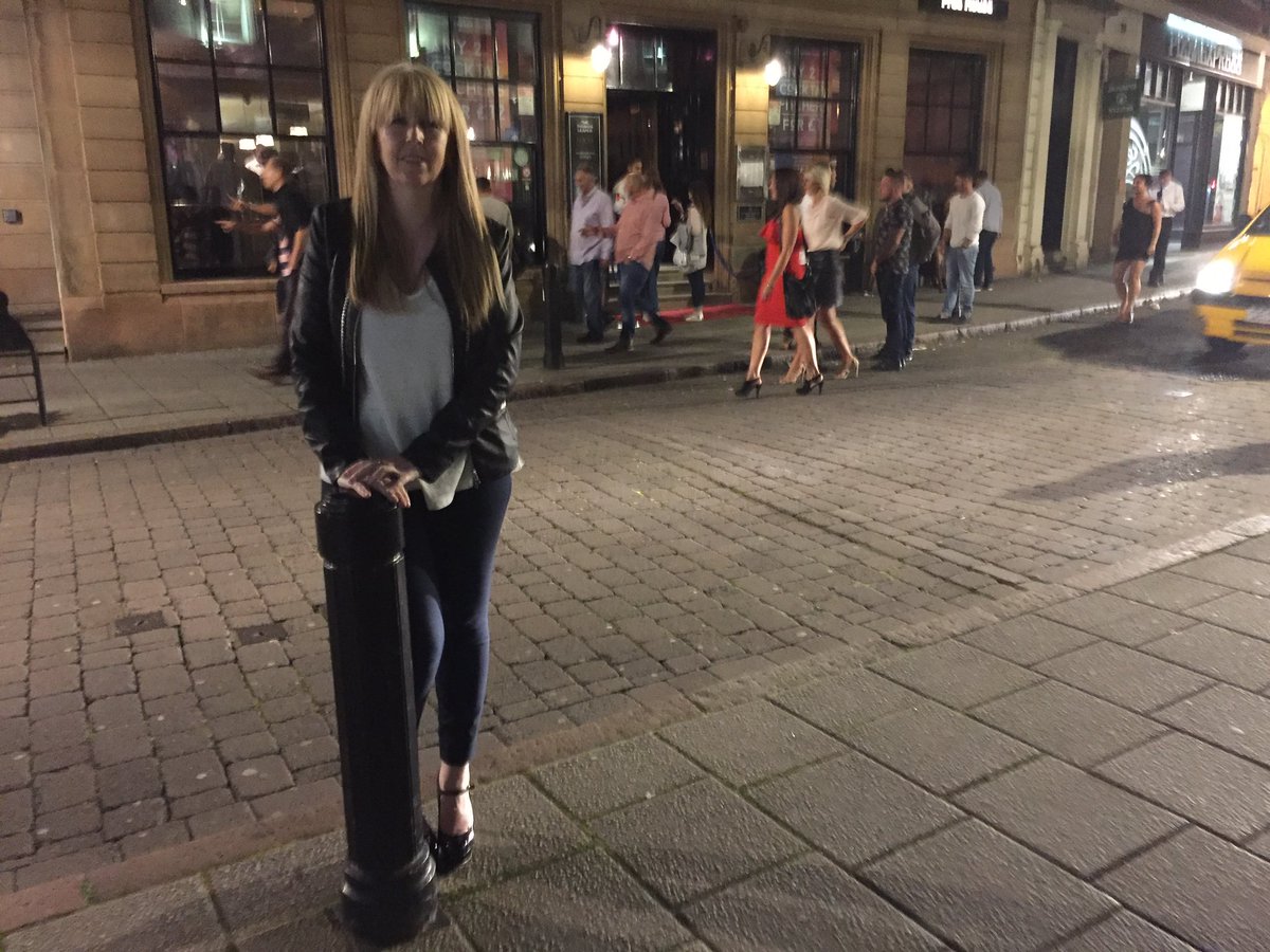 Socket1Sophie's tweet photo. The more you see the more you realise, only a revolution could ever change things in the UKβ¦but until then, who fancies a beer? #bringtherevolution https://t.co/NpSnm6abv9