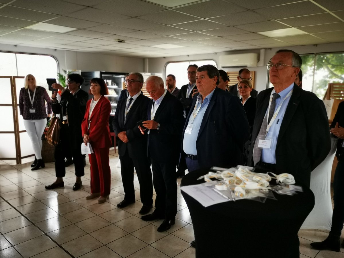 aisupi0's tweet photo. Inauguration ce jour d'une ligne de production chez REFRESCO à #NuitsSaintGeorges https://t.co/0Xv4BtfRRi