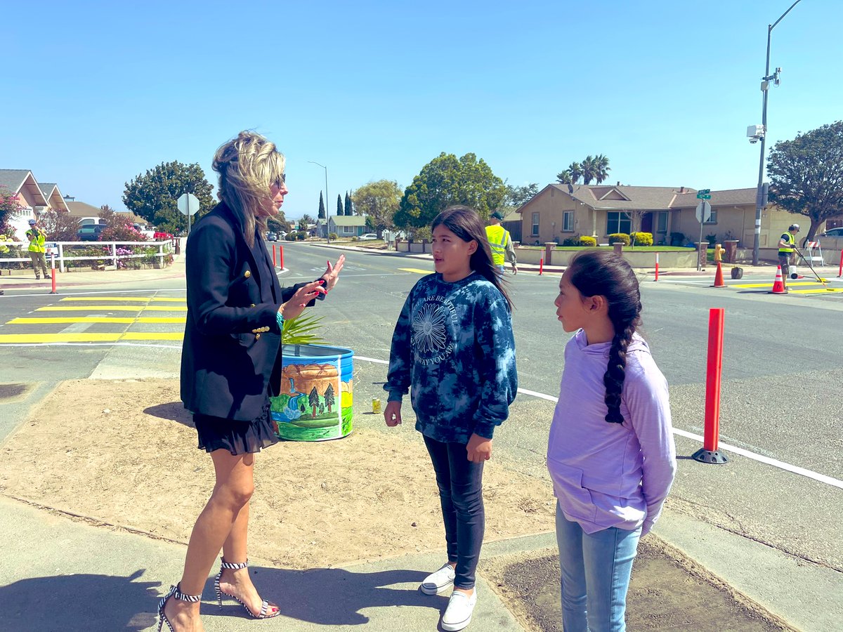 zjgalvan's tweet photo. Love our partnership with CA Safe Routes to Schools and speaking to our beautiful students about school safety!💙⭐️❤️ #ALLmeansALL #SafeRoutes @mcweekly @verodher @ASA_PolarBears @GrizzlyG0NZALEZ @LCortezGUSD @MCOE_Now @USDOT @CCES_GUSD @ms_pantaleon @ShelleySTEM @CALSAfamilia https://t.co/6bwcrHAM9M