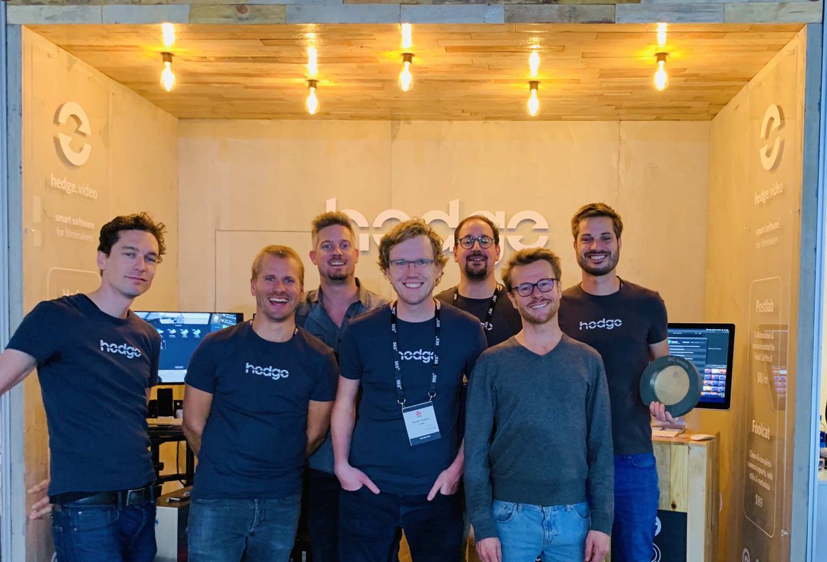 hedgeforvideo's tweet image. #Throwbackthursday to the Hedge team at IBC 2019 and to this years IBC 2022 Hedge team (missing a few team members from the picture).

🤩 We love to see our team growing and going from 💪 strength to 💪 strength.

#Remoteworkflow #RemoteEditing #PostChat