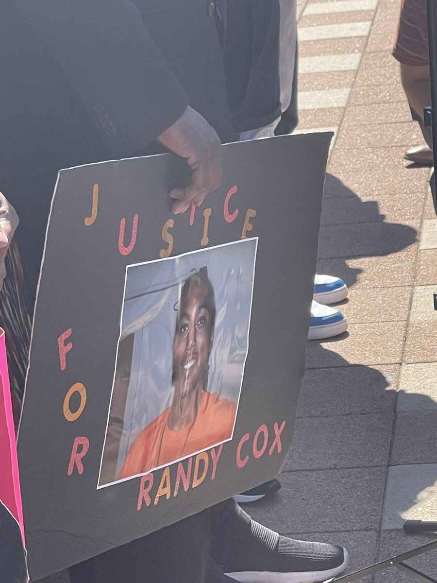 ChynaNicole's tweet photo. #JusticeForRandyCox #NAACP #NAACPCT 🙏🏾 https://t.co/cStmc1OgBj