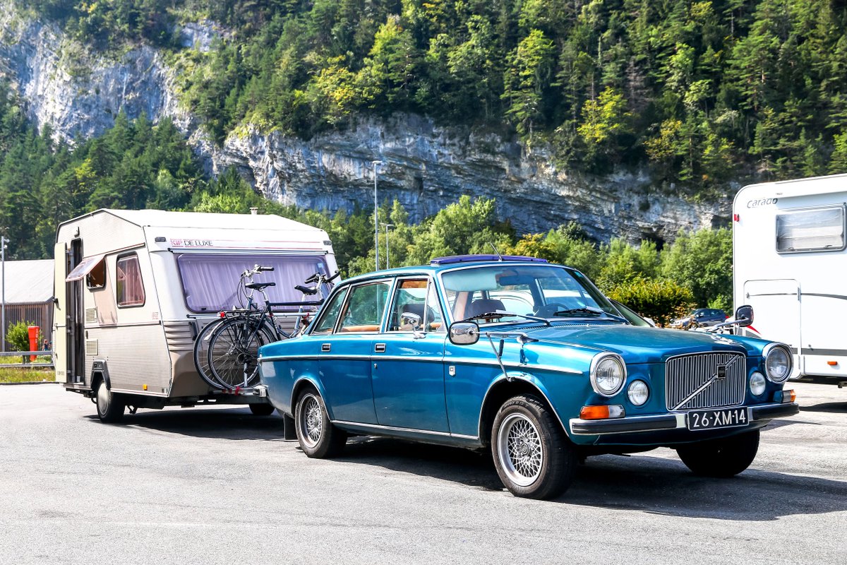 VolvoCarsTacoma's tweet photo. A timeless car for a timeless moment 🌄💙
#tbt #volvo #volvolove #volvofamily #swedishmetal #swedespeed #volvoofsweden #volvostagram #volvolifestyle #madebysweden #volvomoment #swedishcar #volvocars https://t.co/uIK49dDXEA