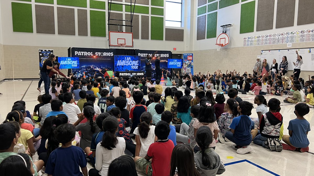LiscanoElem's tweet photo. Thank you, @PatrolStories, for coming to our campus and to our Liscano Elementary PTA for organizing this great asssembly! We are so glad we got to be a part of the I AM AWESOME 22/23 Tour! #patrolstories #Awesometour #safetyassembly https://t.co/RvexuUG7V6