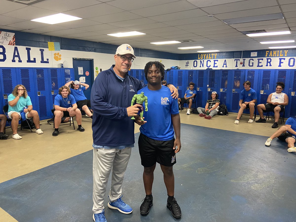 coachrodharris's tweet photo. Congratulations @RochnyM for earning the “Hulk” award for LB of the week! @MartinCoSports @CountyTigers_fb @ESPNTop63 @larryblustein @Bryan_Cooney @EraPrep https://t.co/WY2TpwVife