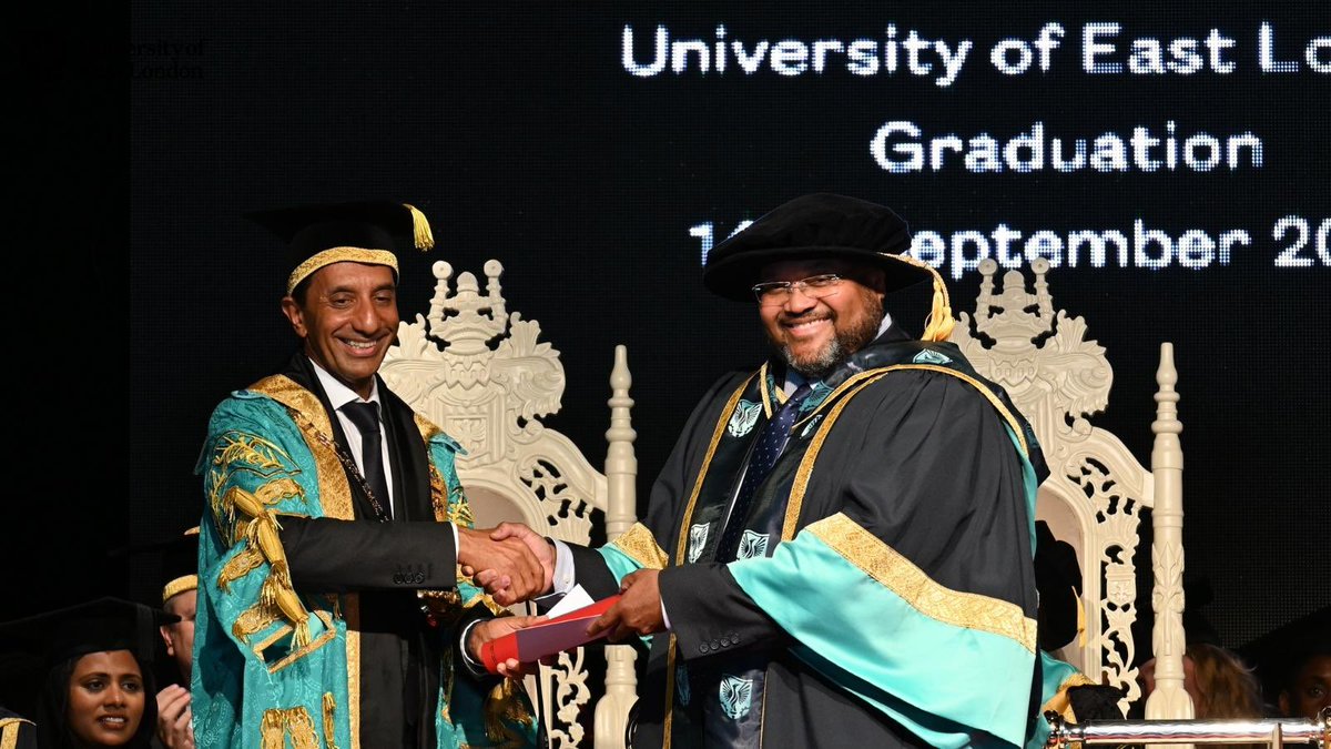 DamianCorneal's tweet photo. Privileged and honoured to have received an Honorary Doctorate of Technology from the University of East London. And brilliant to see all of the new graduates embarking on their journeys #UELGrad22 #Technology #diversityintech @UEL_News @AanLondon https://t.co/WlXhqtrmFq