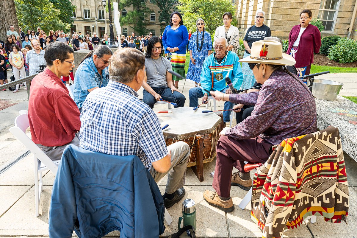 Chancellor Jennifer Mnookin (@uwchancellor) on Twitter photo The <a href="/HoChunkNationPR/">Ho-Chunk Nation</a> flag is flying at Bascom Hall for the first of three times this fall.
<a href="/UWMadison/">UW–Madison</a> hasn’t always acknowledged how its history is intertwined with the Native Nations of Wisconsin. The <a href="/HoChunkNationPR/">Ho-Chunk Nation</a> flag is flying at Bascom Hall for the first of three times this fall.
<a href="/UWMadison/">UW–Madison</a> hasn’t always acknowledged how its history is intertwined with the Native Nations of Wisconsin.