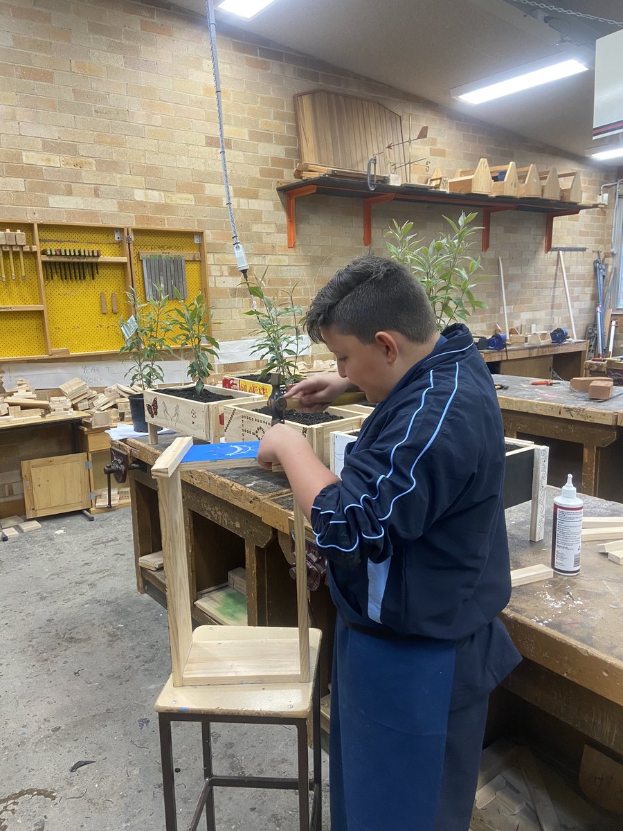 MsTrey7111's tweet photo. Day 3 and 4: Nature and Nurture @JamesMeehanHS has seen students design, construct and decorate their garden beds. Today students will be presenting their designs to their family and other teachers at a presentation breakfast. Stay tuned! @Stage5Curiosity https://t.co/U6uiCuYZf2