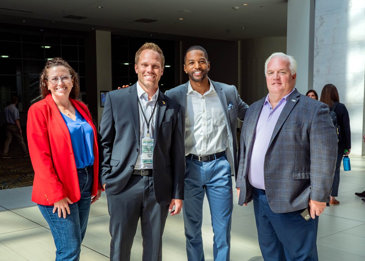 michiganofme's tweet photo. The @MEDC joined industry partners for a panel at @NAIASDetroit to discuss enhancing Michigan’s position as a global mobility leader through a unified, cross-departmental approach - the MI Future Mobility Plan. #MobilityMI https://t.co/ll0G9NzNTV