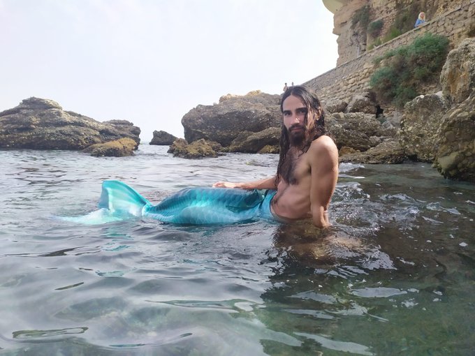 I join the controversy of the little mermaid and leave this photo. What do you think?  Que os parece<a href="/tag/littlemermaid"class="tags"><span>#littlemermaid</span></a><a href="/tag/thelittlemermaid"class="tags"><span>#thelittlemermaid</span></a><a href="/tag/lasirenita%20"class="tags"><span>#lasirenita </span></a>
