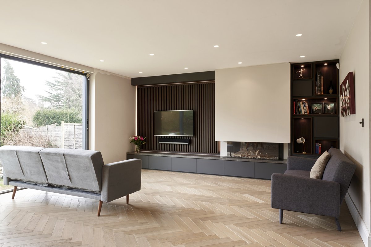 point5kitchens's tweet photo. Beautiful TV unit with fireplace. Natural Alpi Veneer Slatted panels, Egger PM doors and stone countertop is all, what a luxury home needs.
#tvunit #slatted #slattedpanles #tvfireplace #tvwalldesign #bespoketvunit #woodveneer #tvwallunits #bespokefurniture #coutertops https://t.co/VD2ixTrwQq
