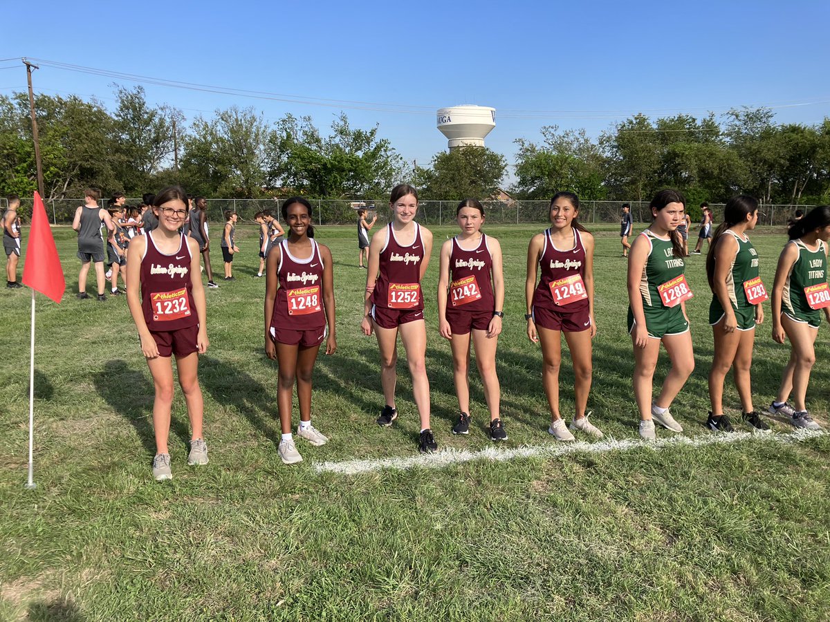 ISMSLadyEagles's tweet photo. Awesome job by our Lady Eagles at yesterdays cross country meet. 7th grade took home 2nd place and many PR’s set by our runners! @khsxcgirls @KISDAthletics @IndianSpringsMS https://t.co/ejBOo7vEn1