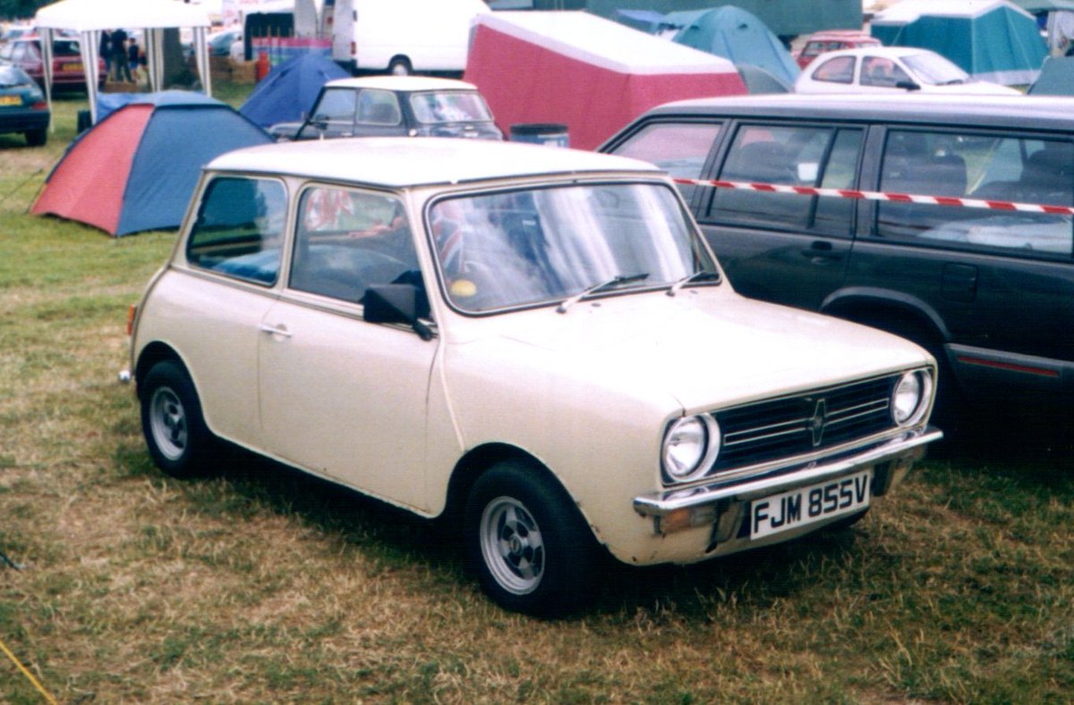 Miniphernalia.co.uk tweet media