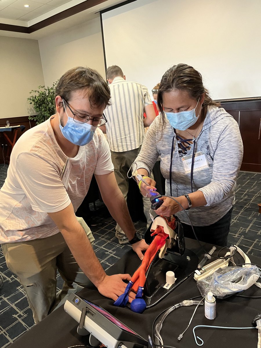 Video laryngoscopy skills practice at EMRIC22