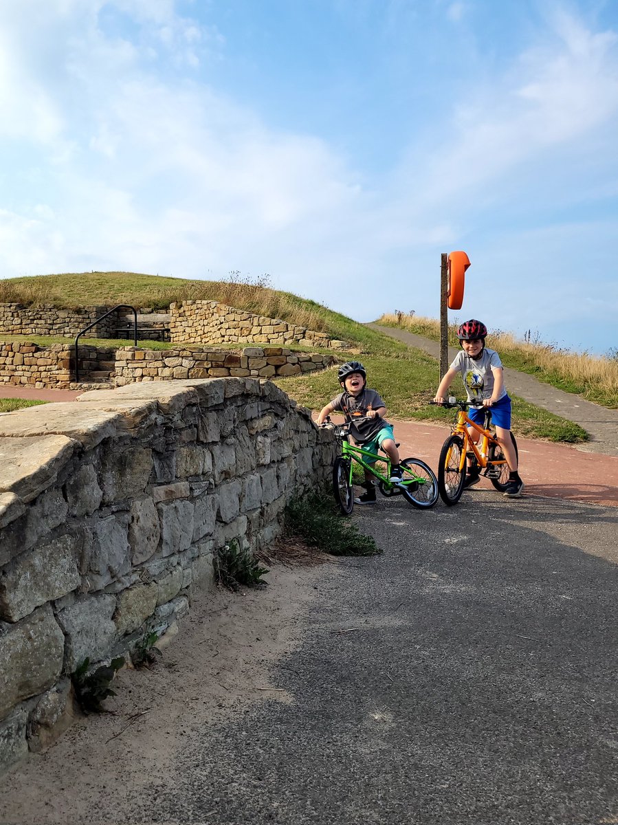 mr_al_willis's tweet photo. A personal invite to @danny_macaskill! A thread...
Definitely on behalf of my children and nothing to do with me 🙈🚴♂️
My 2 boys love watching #DannyMacaskill videos and somehow think I can influence a #WhitleyBay shoot... https://t.co/gqDKRdSpH2
