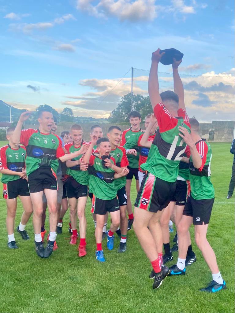 Double still on, championship final here we come….<a href="/PearsesDerry/">Doire Trasna CLG</a> abu❤️💚❤️🏐🏐🏐👏👏👏