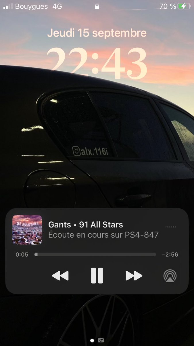 pk spotify s’affiche comme sa ? #iOS16