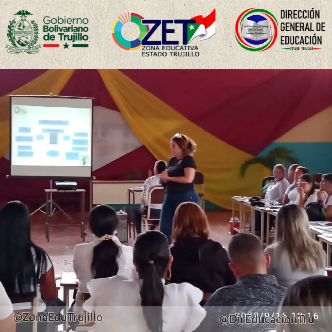 notieducatetru's tweet photo. #15Sep || En la UE “Dr. Ernst” culminó el ciclo de formación técnico administrativo y jurídica llevado a cabo por la Div de Gestión Interna en conjunto con la Div de Supervisión Evaluación Educativa dirigido a los Directores y Supervisores Intercircuitales.

 @_LaAvanzadora https://t.co/WpIlwpn7CV