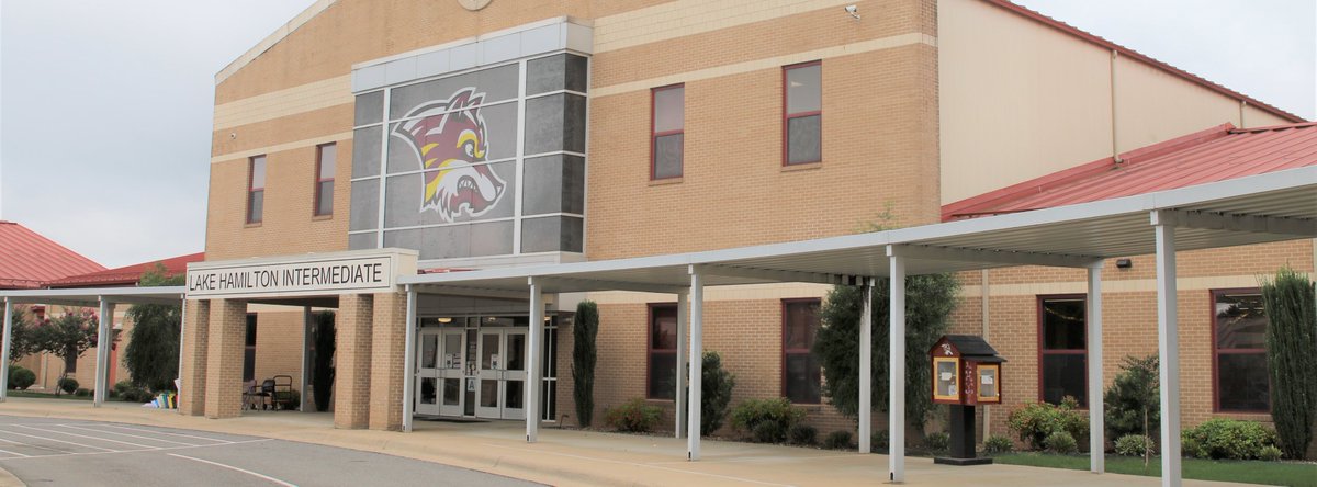wolfpride42's tweet photo. After 3 years of very hard work.....Guess what school just became a Model PLC School?!?! Thank you to everyone that had a hand in this! #lhwolves #lhsd #PLCAR #solutiontreeAR https://t.co/GbuaddX8qN