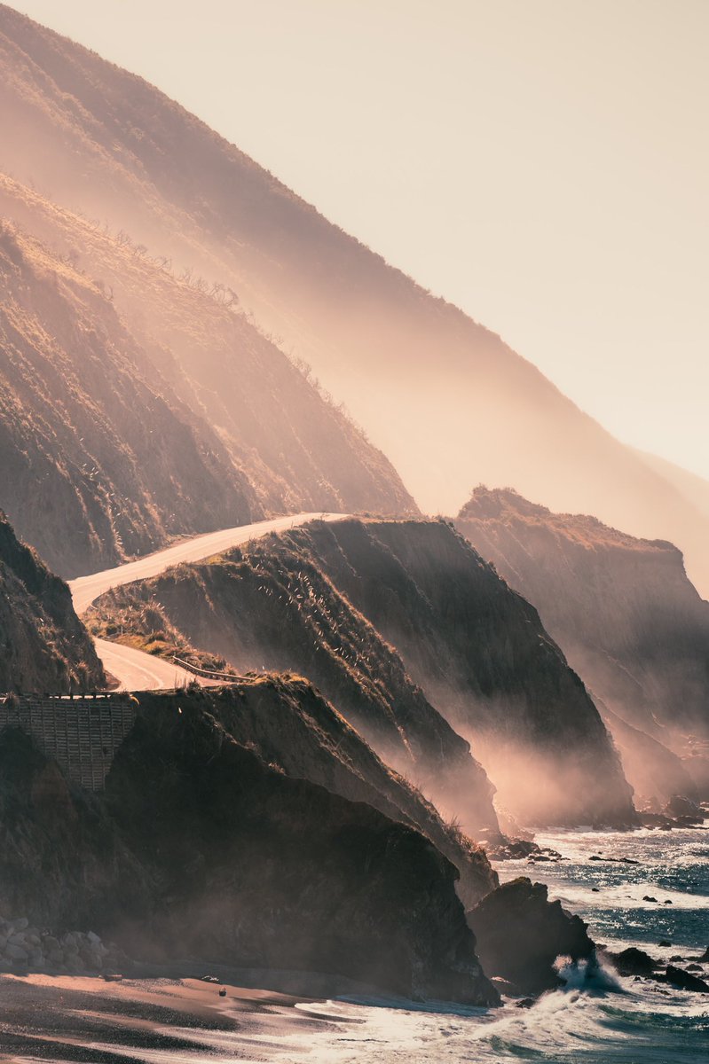 jaimedelpizz0's tweet photo. photographs i took from the pacific coast highway https://t.co/jDgKXKu2sF