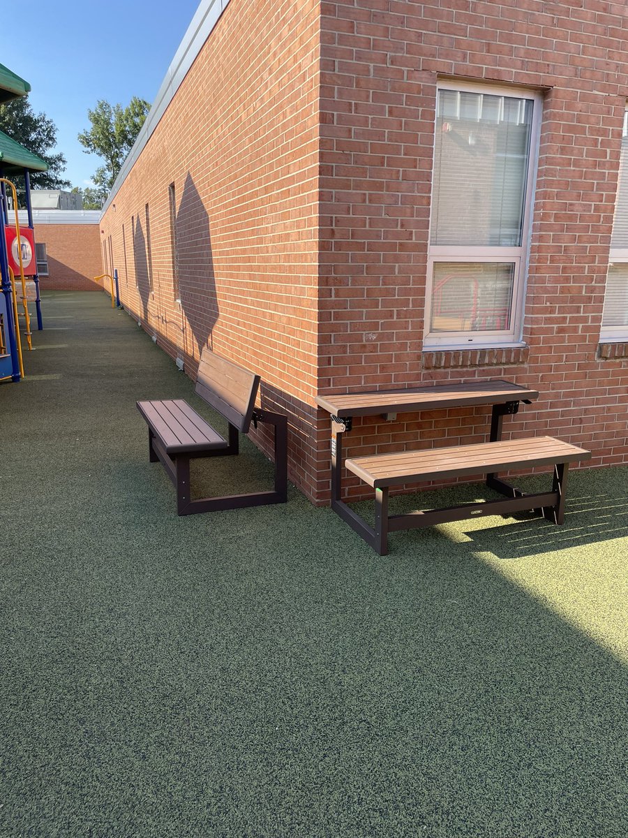 Thank you OES 6th grade class of 2022 and <a href="/OaktonESPTA/">OaktonElementary PTA</a> for our new furniture for our courtyard playground.  Whether a bench, or a table, they are awesome.  Our <a href="/Oakton_ES/">Oakton ES</a> staff and students will love them!