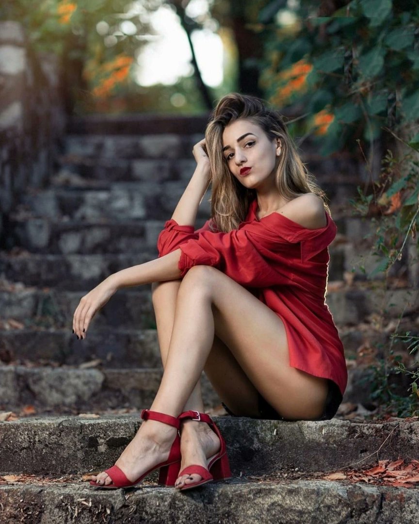 ROMANA_INFs's tweet photo. The Lovely And Creative Female Romanian Digital Creator👩 : @dariaalexandra__
❤️💛💙🇹🇩❤️💛💙
#TheRomanianInfluencers #Romania
#RO #Romana #Romanian #Model
#Icon #Star #Artist #Attractive #Love
#Beautiful #Beauty #RomanianWoman #RomanianModel
#RomanianArtist #RomanianInfluencers https://t.co/b2PFdwEV4F