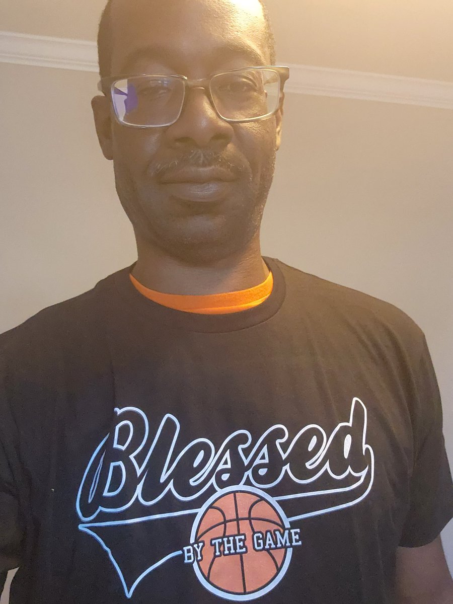 terrance_bethea's tweet photo. Sorry brother, I know this is mad late. Check out my guy Rut @crossovergear for some quality apparel. I say it all the time, this game continues to bless me with quality cats. Salute https://t.co/f8jWVrXA0P