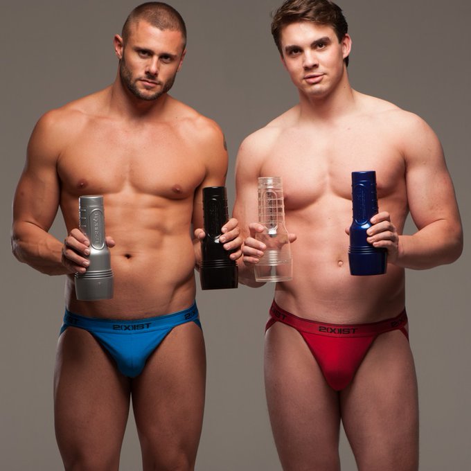 Can't decide on your next #FleshJack purchase? Choose the perfect case for your toys! https://t.co/SVObzDMDHE