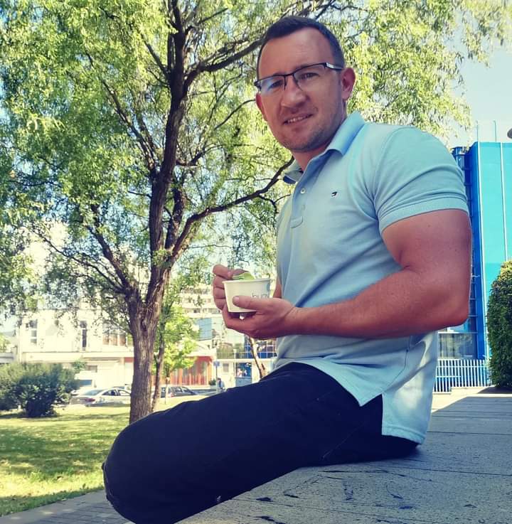 Vasco1Pascal's tweet photo. In everything you do, love yourself first. https://t.co/0HfqHT0AaA