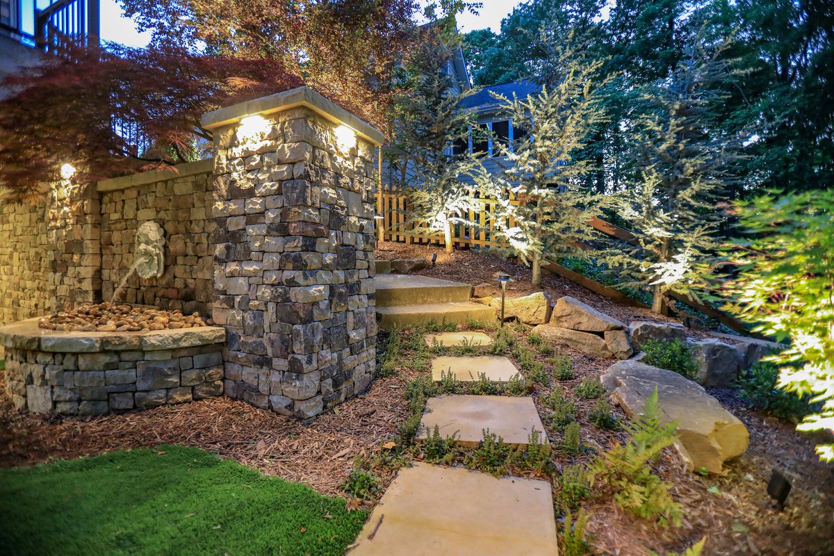 Outdoor Makeover & Living Spaces tweet media