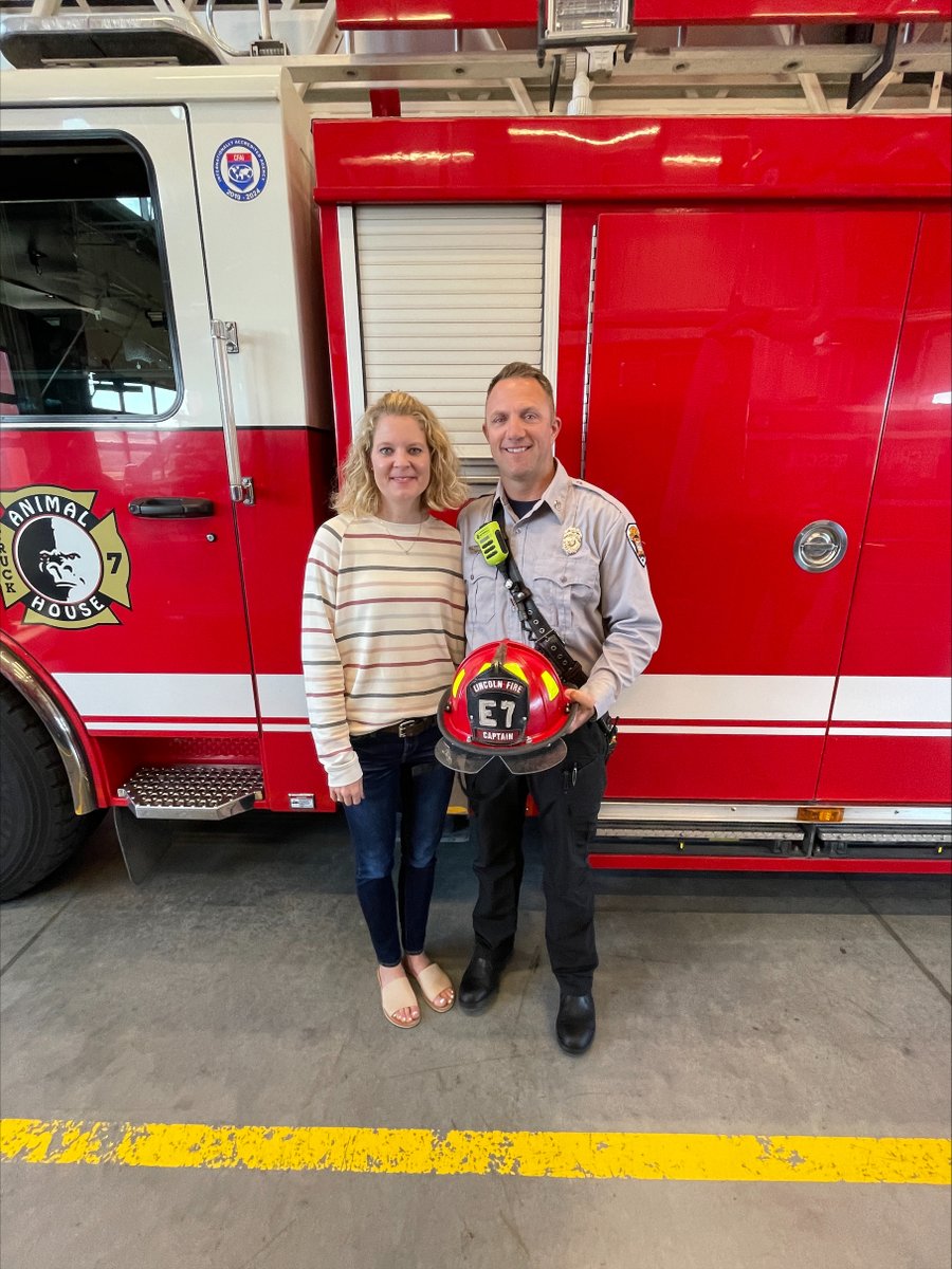 LNKFireRescue's tweet photo. Chief Engler presented newly promoted Fire Fire Captain Vorderstrasse with his new helmet. Adam's fire and home family were there to commemorate this incredible accomplishment. Congratulations Adam. https://t.co/lCeLaWW4YJ