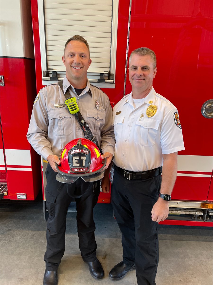 LNKFireRescue's tweet photo. Chief Engler presented newly promoted Fire Fire Captain Vorderstrasse with his new helmet. Adam's fire and home family were there to commemorate this incredible accomplishment. Congratulations Adam. https://t.co/lCeLaWW4YJ