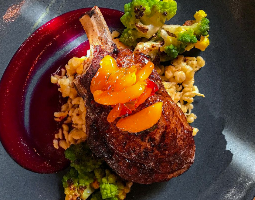 GregARealtor's tweet photo. Excellent food, fine wine, and good service are what I call a great dining experience. This is an amazing way to bring in the weekend. To check out the menu, click the link. 🍹👉https://t.co/wpPlV7Attr

📷 |  @springhouseal
#lake #lakemartin #winedinner #dinner #5coursemeal https://t.co/34tkirc2Ct