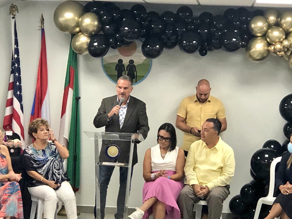 prdirafi's tweet image. Celebramos junto al @alcaldeflorida José Gerena, las mejoras realizadas al Centro para Adultos Mayores Nuevo Amanecer en el municipio de Florida. Optimización en beneficio de los residentes, con una inversión de $192,079. para mejorar su calidad de vida. #GobiernoDeResultados