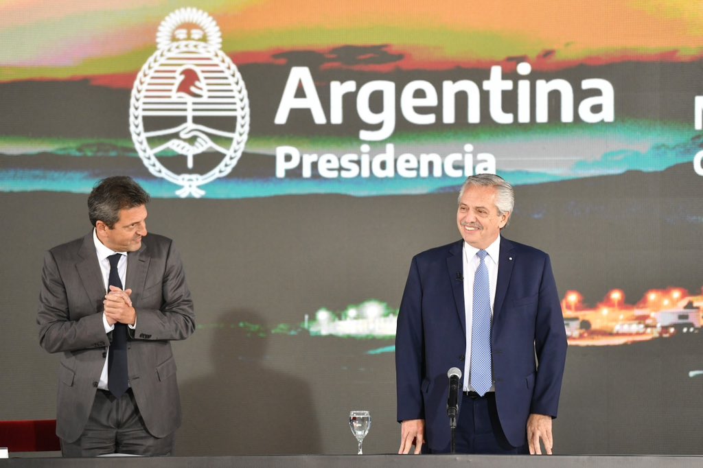 Alberto Fernández tweet media