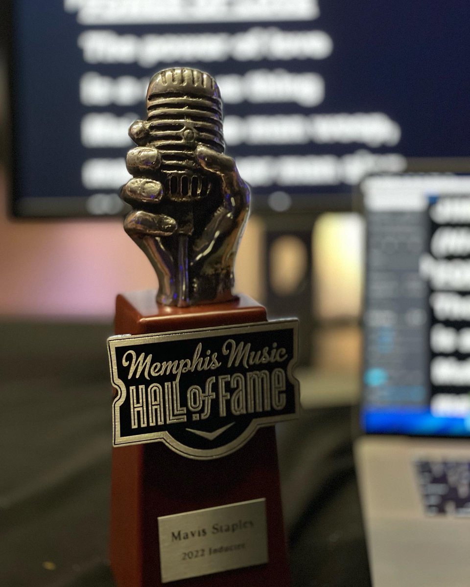 morewithlesd's tweet photo. Running teleprompter for tonight’s induction ceremony#memphismusichalloffame#prestigeav https://t.co/afyv4izPeD