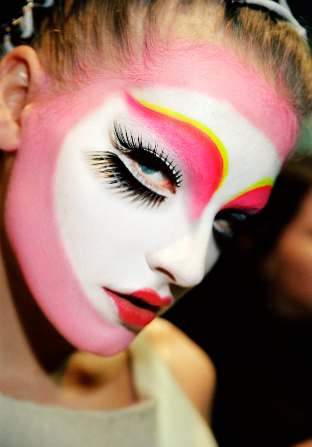 洋書 Roxanne Lowit Backstage Dior BOOK of the DAY 🖤 ROXANNE LOWiT BACKSTAGE DiOR🖤 2009