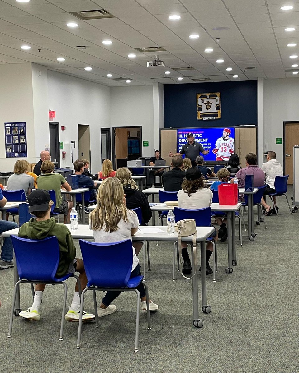 TPH Day is your opportunity to see if the TPH Academy is the right fit for your family. Learn about our model, meet our on-site staff, take a tour of our facilities, and more!
Check out the turnout from our most recent TPH Day for our Plymouth and Blaine academies.