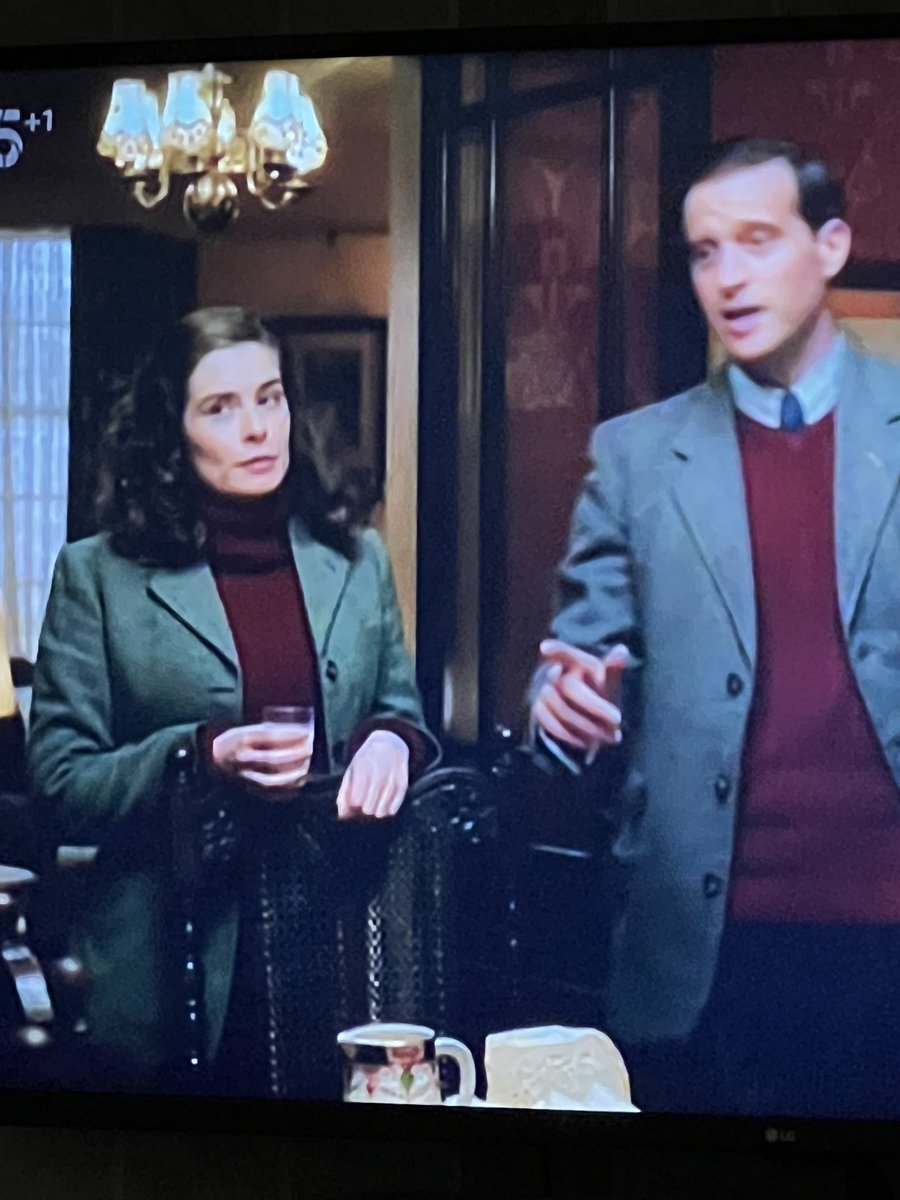 KellyLParry's tweet image. Love having @RachelShenton back ❤️ love you 😘  xxx