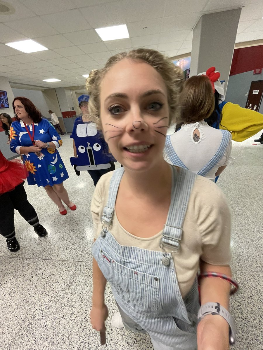 THS_ELA's tweet photo. We understood the assignment @THS_Tigers #TigerPride365 #CharacterDay https://t.co/p5t9S2nP3m