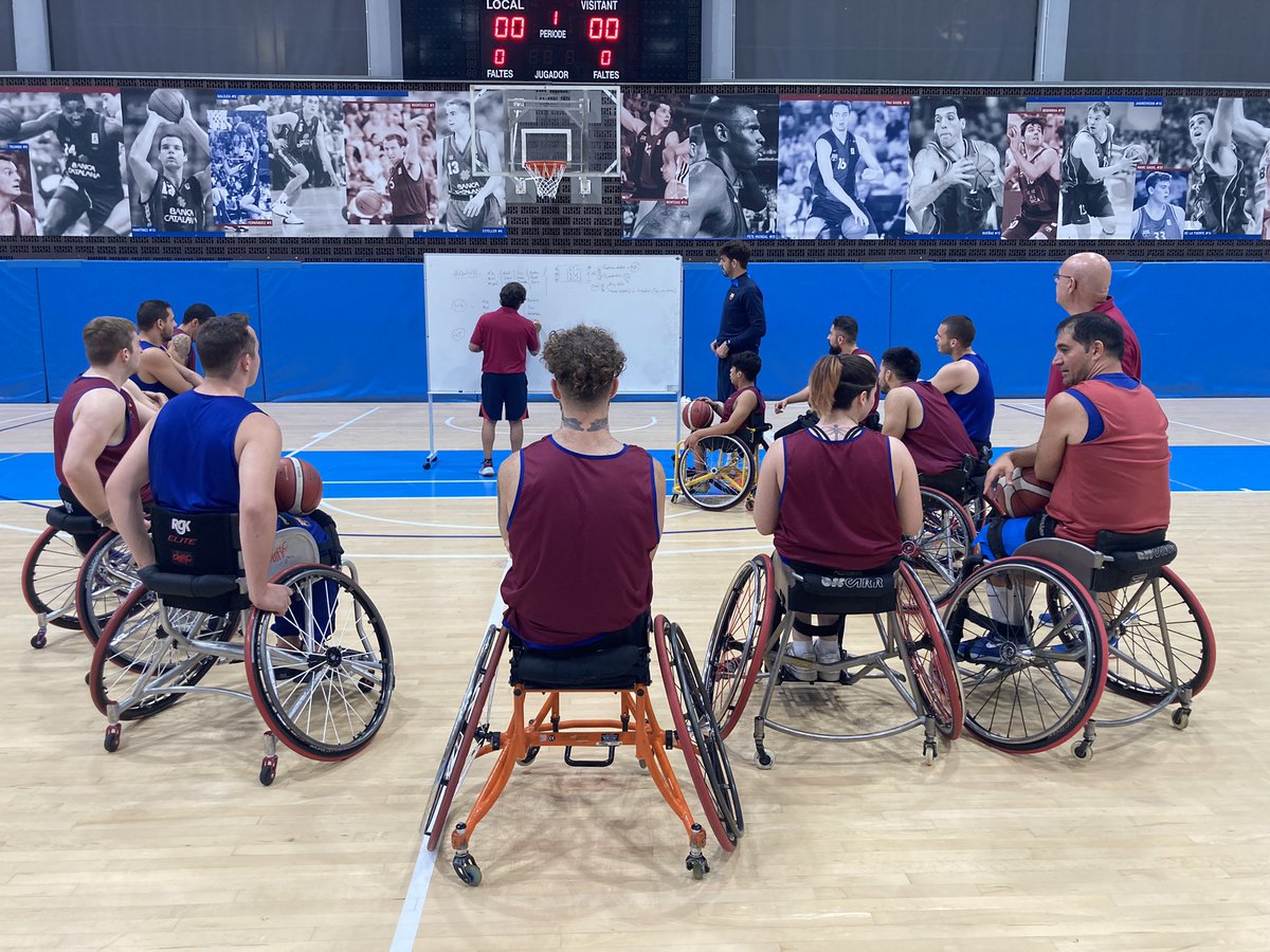 Avui últim entrenament de la setmana!

Seguim creixent 💪

🔵🔴#ForçaBarça