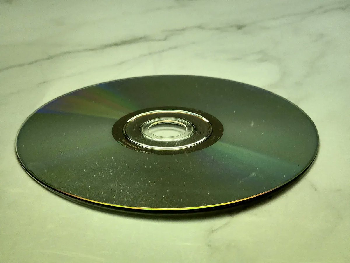 TechstrongIT's tweet image. ICYMI: Folio Photonics Is Bringing Back Optical Disk Storage @WriterOfTech1 @FolioPhotonics @Chris_Mellor #OpticalDisk #OpticalStorage tfd.bz/3Ua5RTV