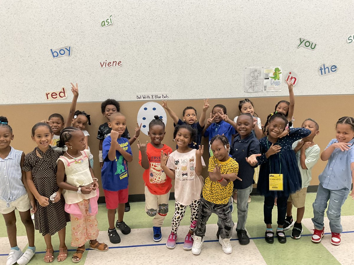 MrOdom14's tweet photo. #DotDay2022 Pt.3 @Griggs_AISD https://t.co/Rj9EV9lKdd