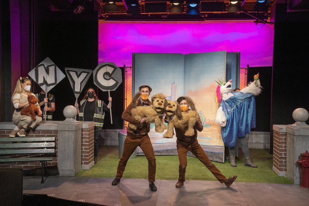 Rescue Rue (@rescuerue) on Twitter photo If we learned anything from Apollo and Artemis, it’s ya gotta stick the landing… especially in The Big Chew Toy! #thebigchewtoy #nyc #fureverhome #rescuerue (photo by Richard Termine) If we learned anything from Apollo and Artemis, it’s ya gotta stick the landing… especially in The Big Chew Toy! #thebigchewtoy #nyc #fureverhome #rescuerue (photo by Richard Termine)