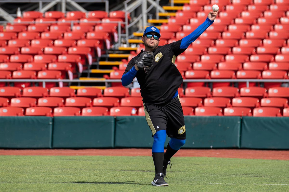 Liga_Arco's tweet photo. Tirando lumbre en la pretemporada 😎🔥

#LigaARCO ⚾️ https://t.co/o3TLrmoSh5
